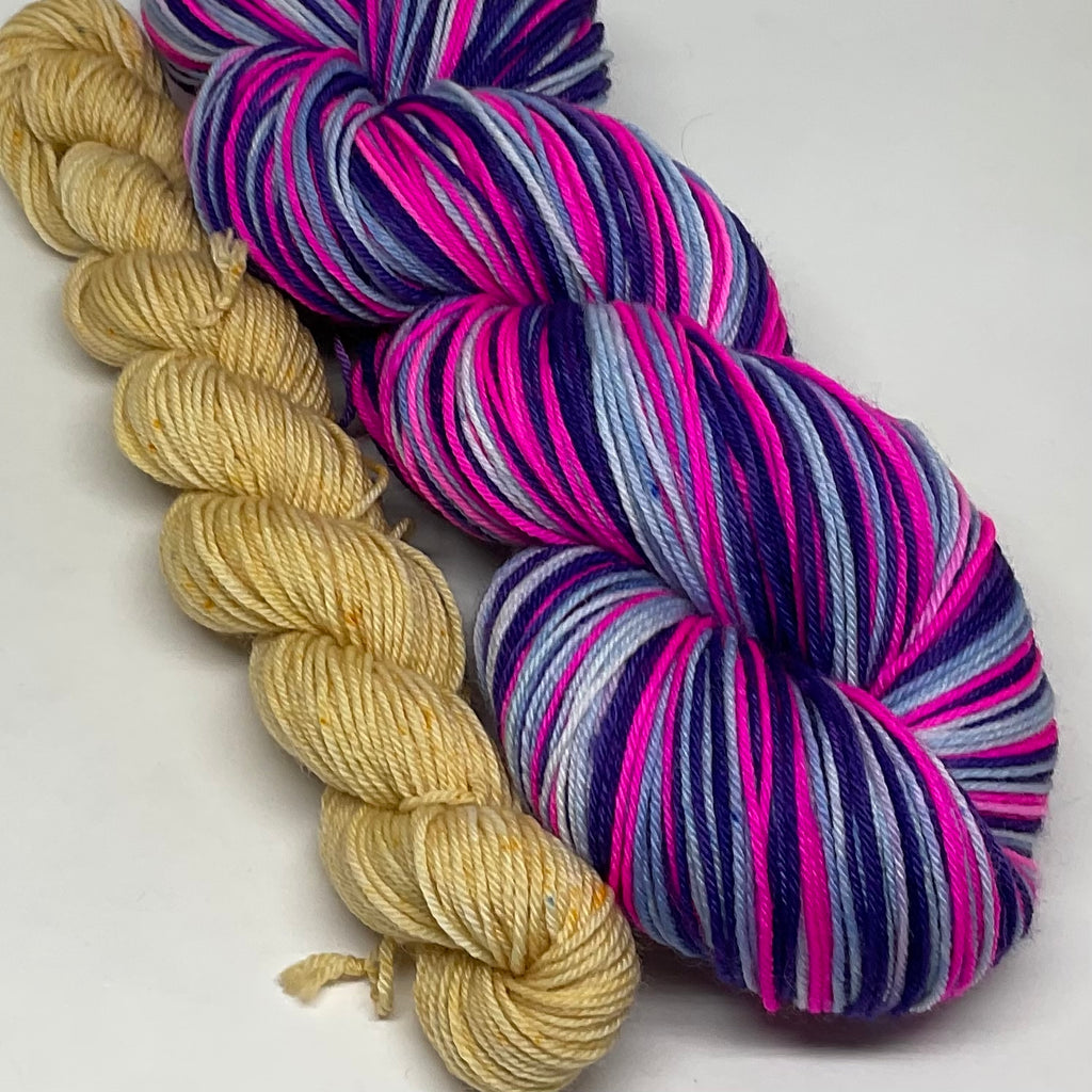 Pink Spotted Tree Frog Three Stripe Self Striping Yarn with Mini Skein for Toes and Heels